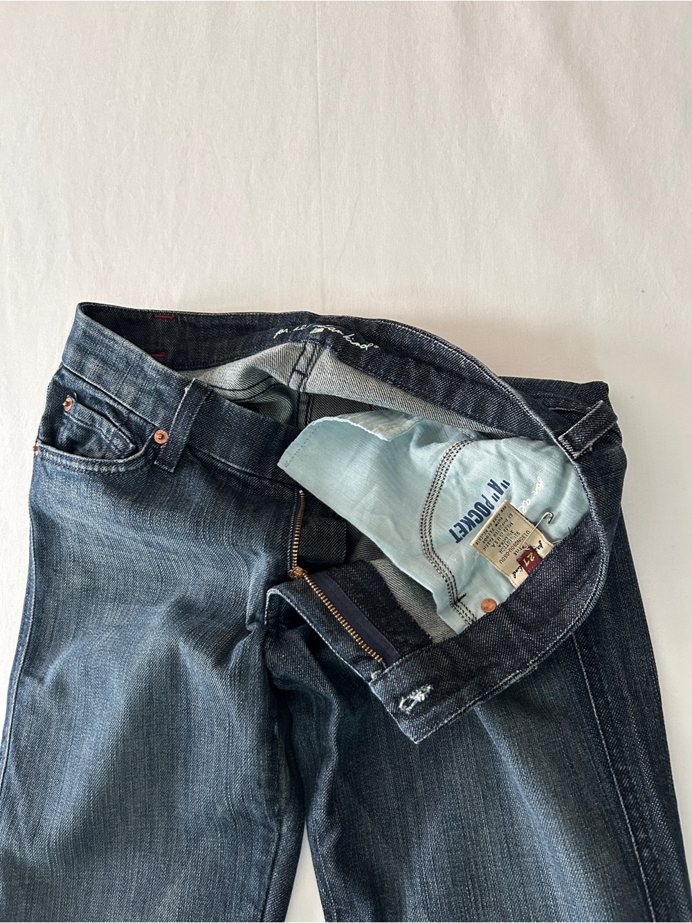 7 for all mankind Women's Dark Wash Flare Jeans - Classic Blue Denim - Picture 5 of 8